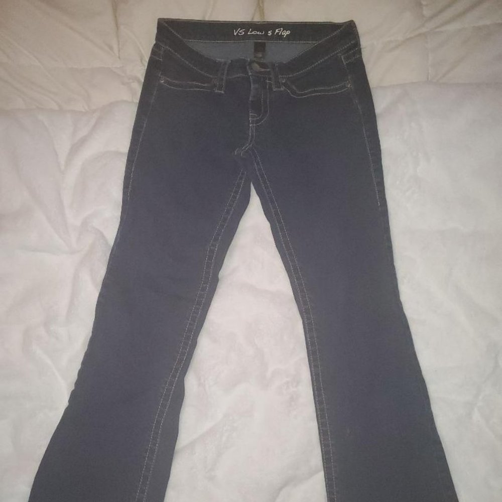 Victoria's Secret Jeans - Size 6L "VS Low 5 Flap" Low Rise, flap pocket, Bootcut